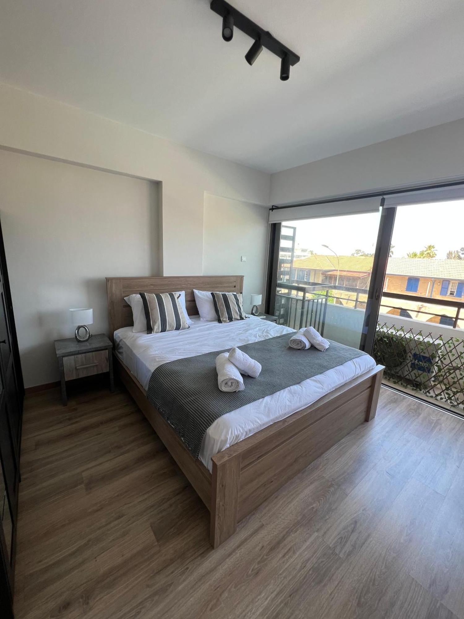 Azul Sea View Apartment Larnaca Exterior photo