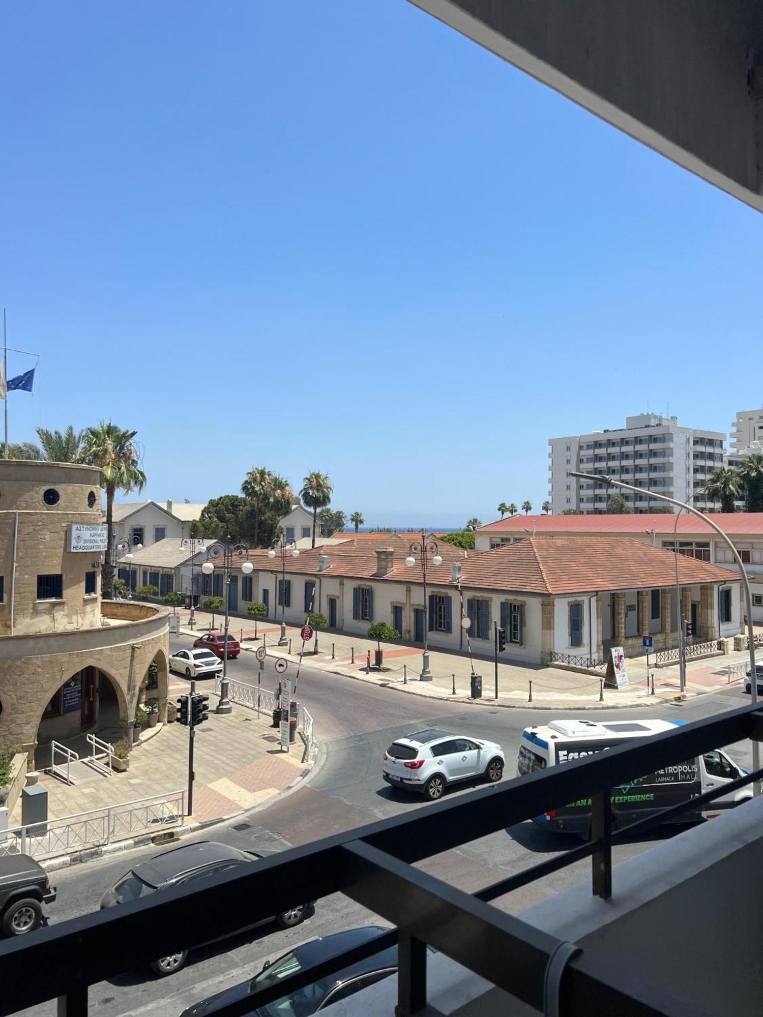 Azul Sea View Apartment Larnaca Exterior photo