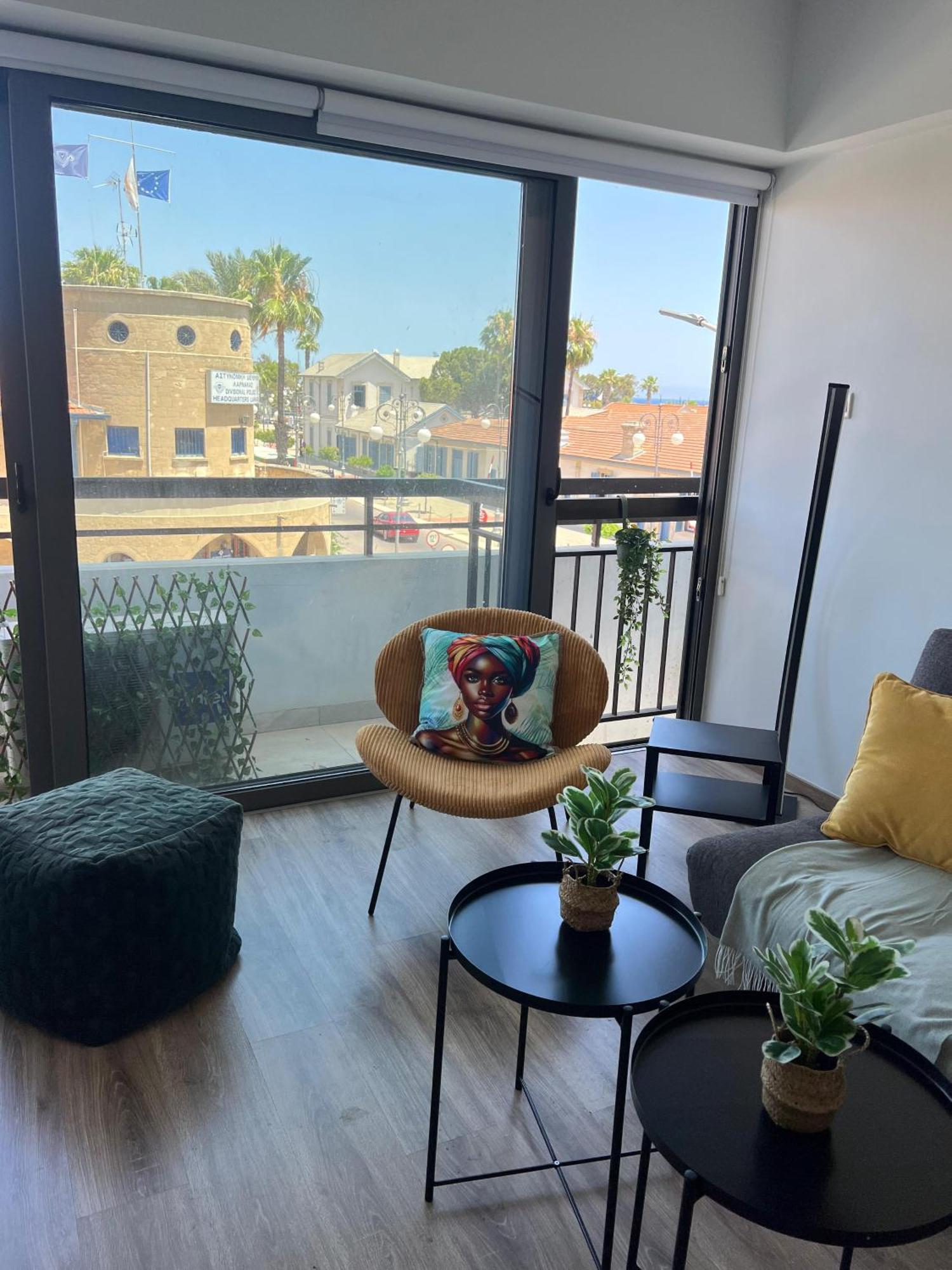 Azul Sea View Apartment Larnaca Exterior photo